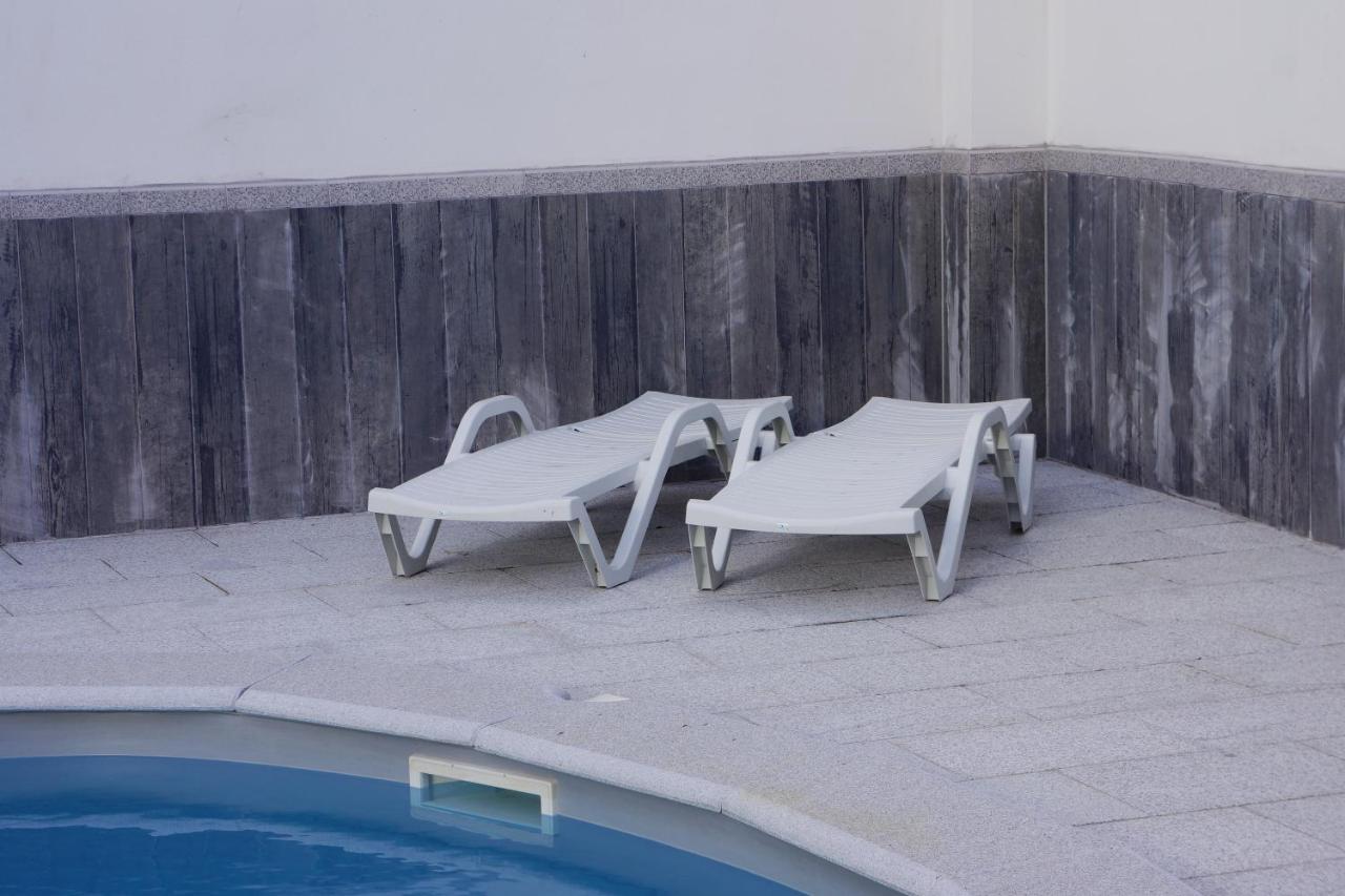 Casinha Das Bonecas - Casa Com Piscina Privada Aveiro Exterior photo